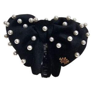 Lele Sadoughi Pearly Velvet Simone Bow Clip Black Pearl Embellished Claw Clip